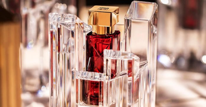 Maison Francis Kurkdjian Baccarat Rouge 540 як пахнуть